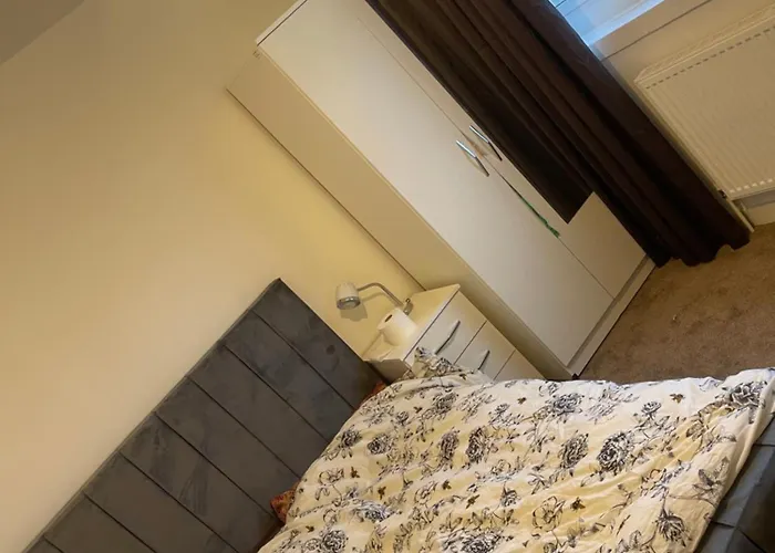 25 Kentmere Approach *